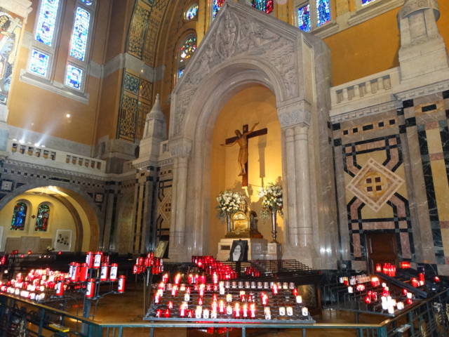 basilique-sdufour-ot-lisieux-fileminimizer