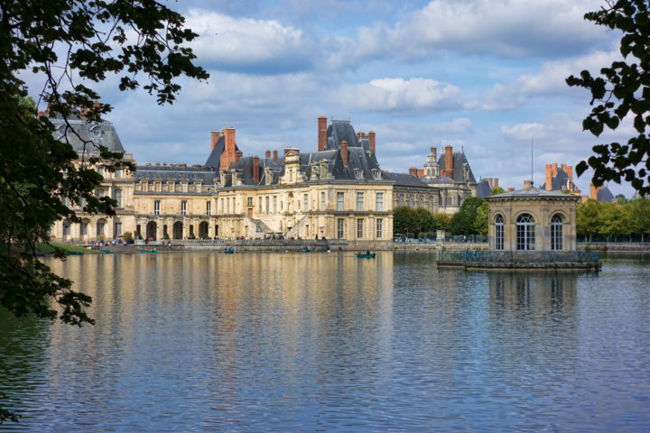 photo-2-fontainebleau_-_chateau_-_etang_aux_carpes-fileminimizer