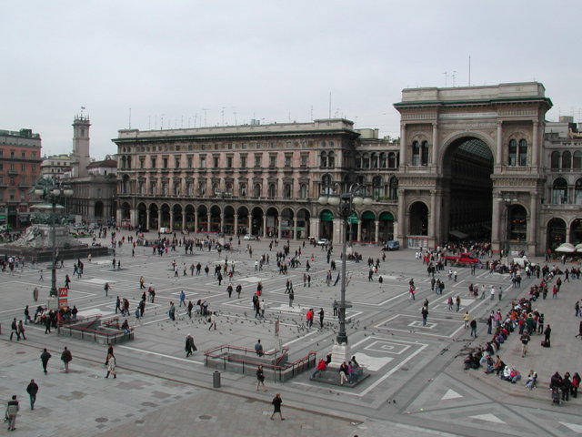 photo-2-milano_galleria_piazza_duomo-fileminimizer